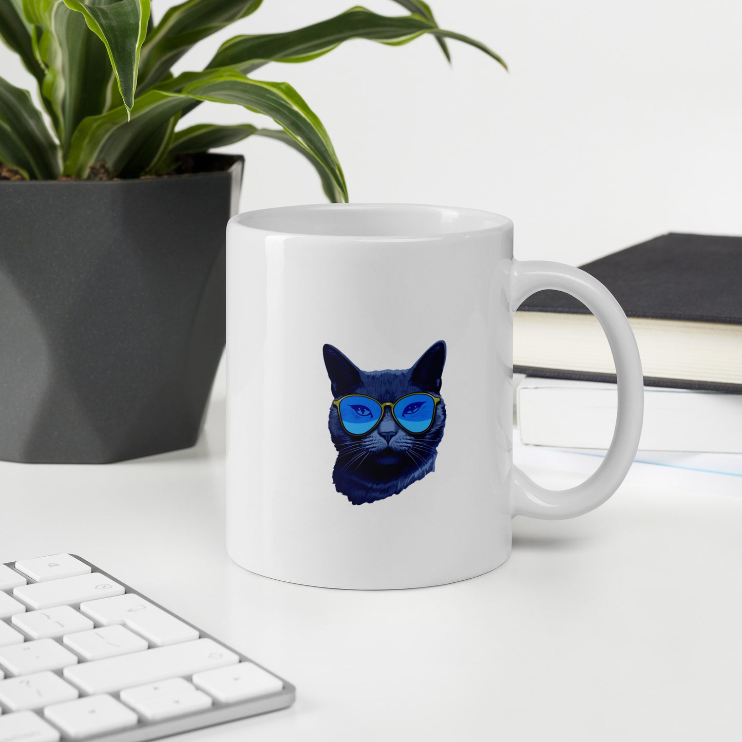 Votando White glossy mug